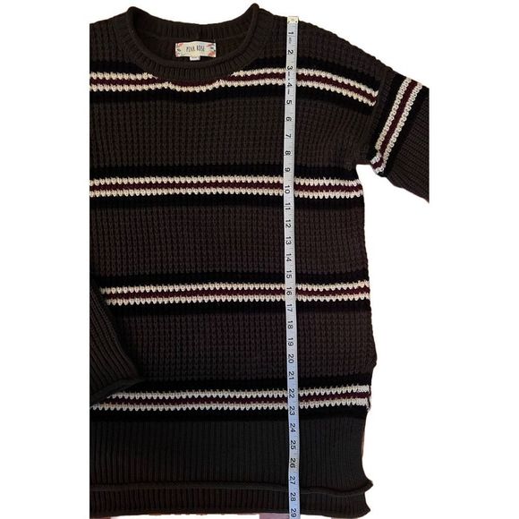 PINK ROSE SIZE M CHARCOAL GRAY STRIPED SWEATER WITH SPLITS ON SIDES - Picture 4 of 7